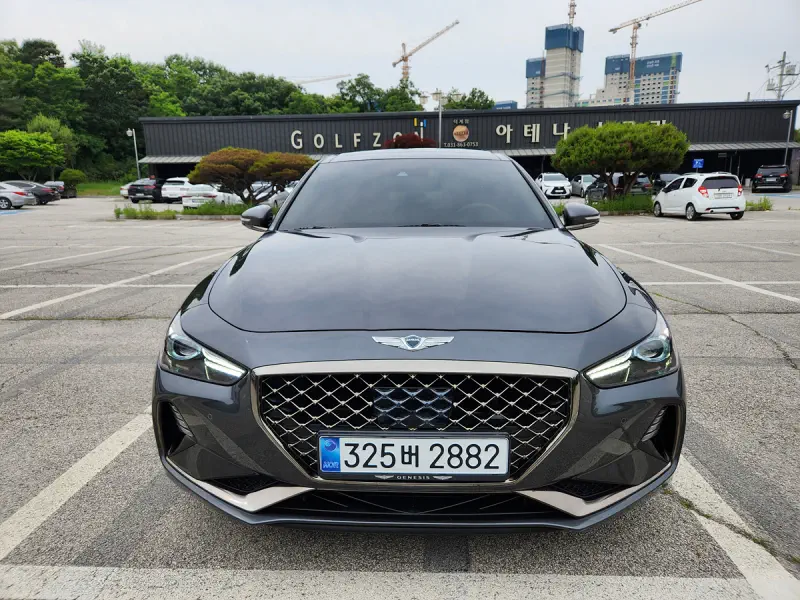 Genesis G70