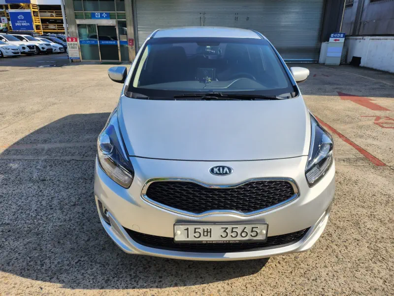 Kia Carens