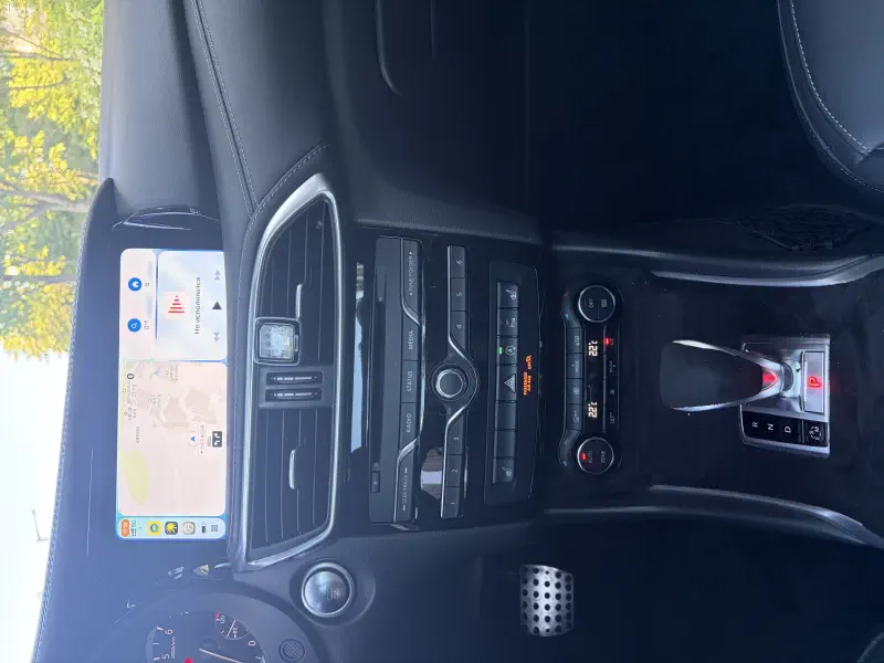 Infiniti Q30