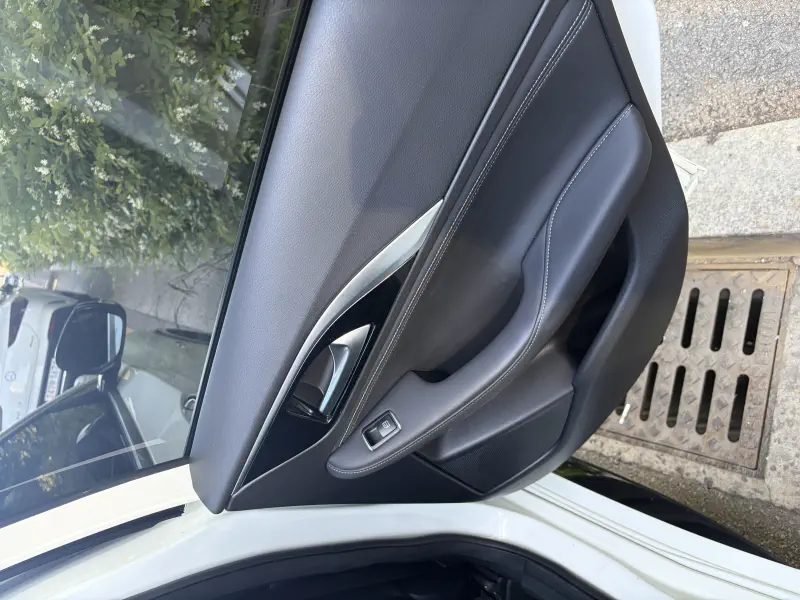 Infiniti Q30
