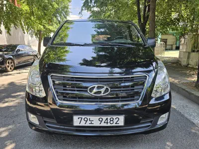 Hyundai Grand Starex