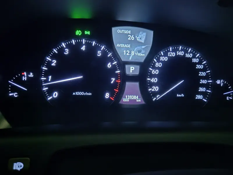 Lexus LS