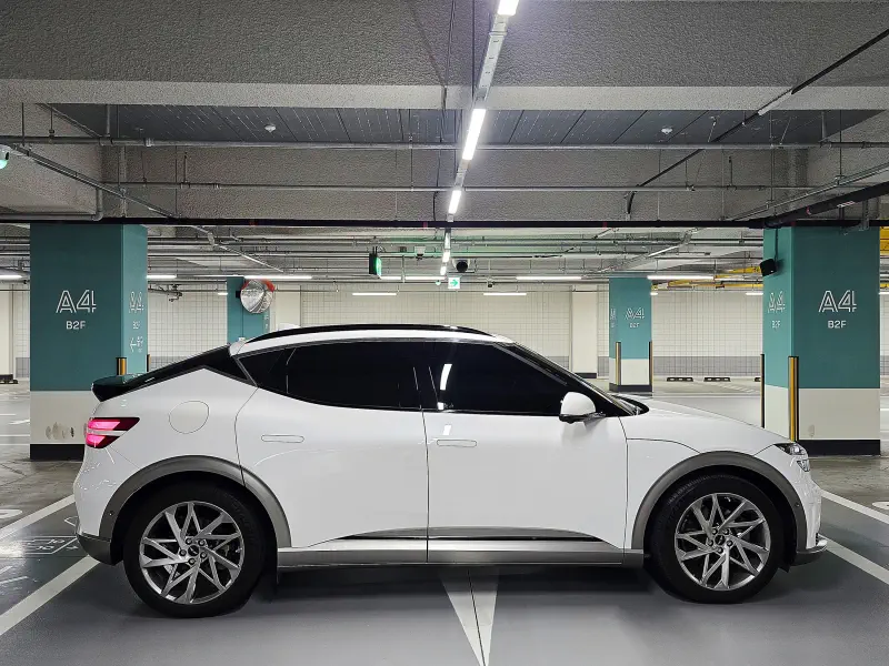 Genesis GV60
