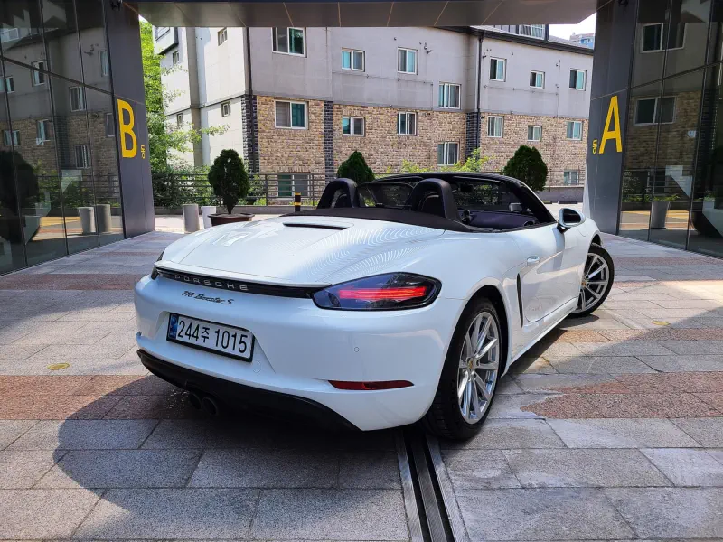 Porsche Boxster