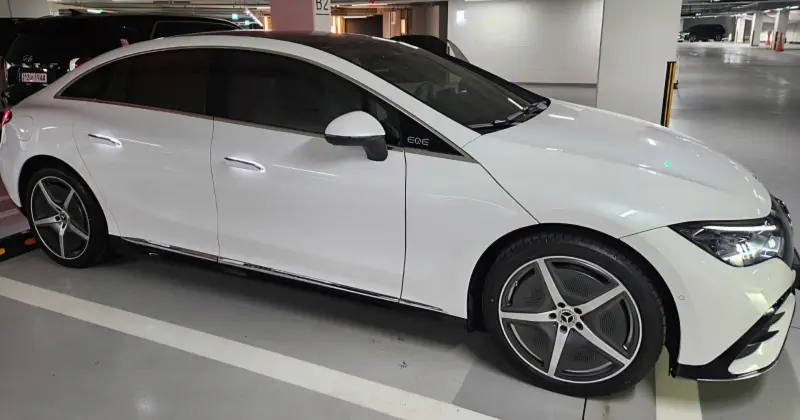 Mercedes-Benz EQE