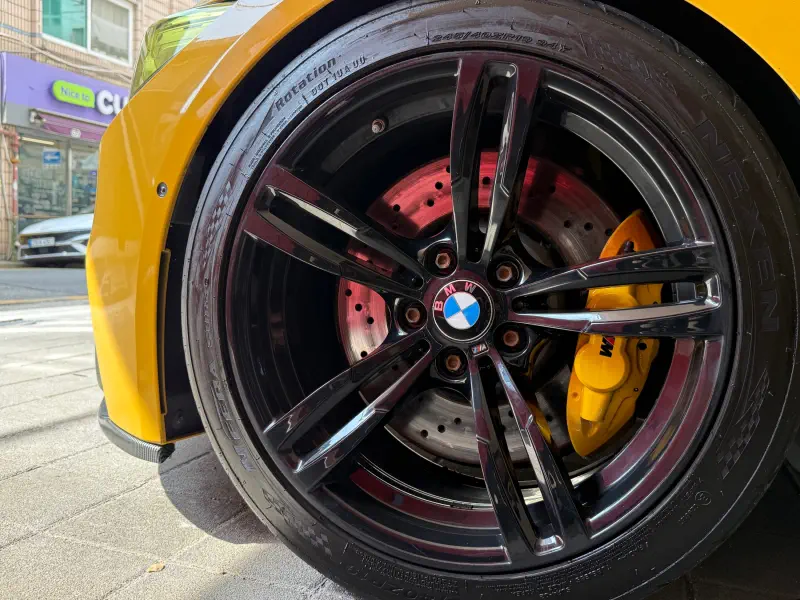 BMW M4