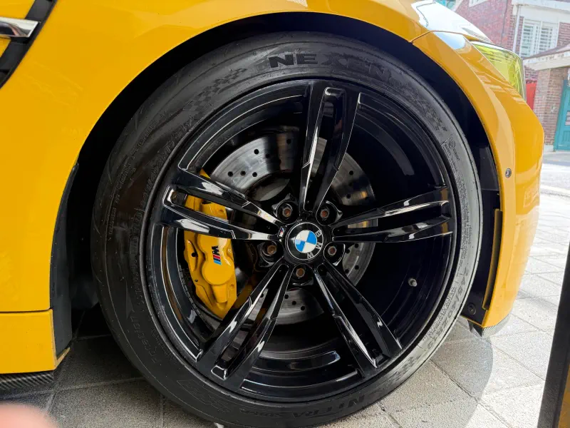 BMW M4