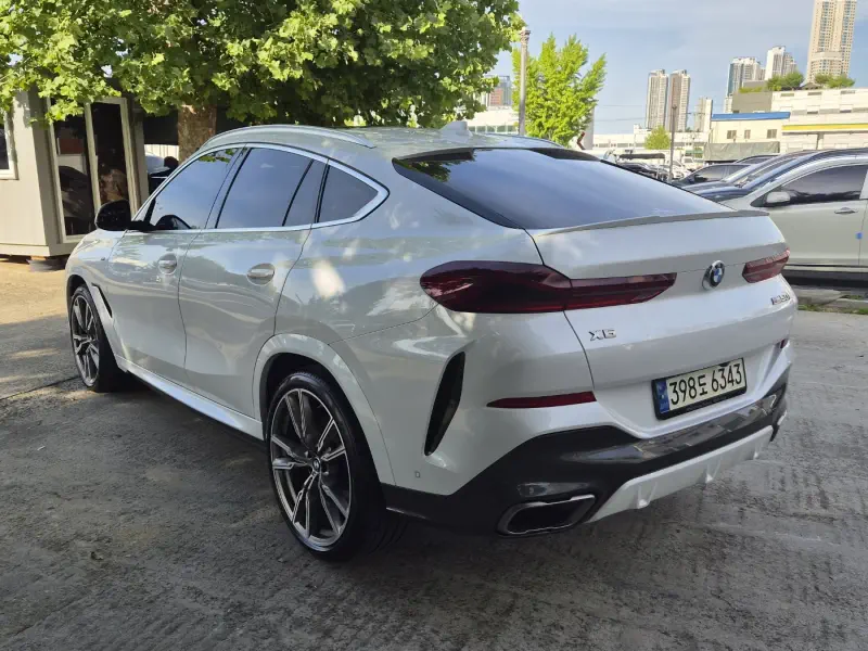 BMW X6