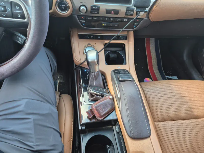 Lexus ES300h