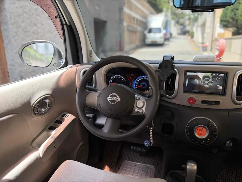Nissan Cube