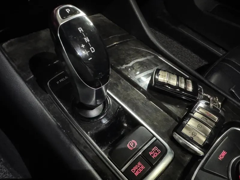 Kia K9