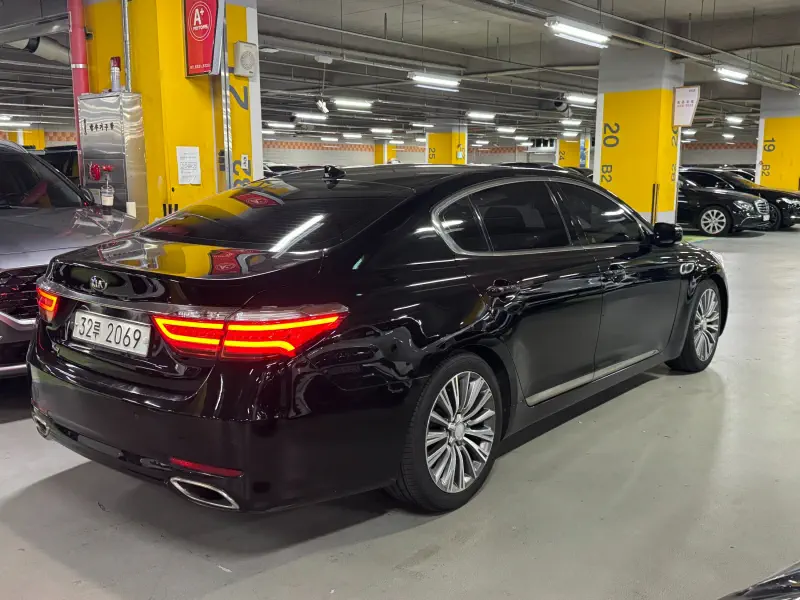 Kia K9