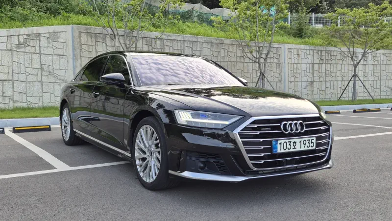 Audi A8