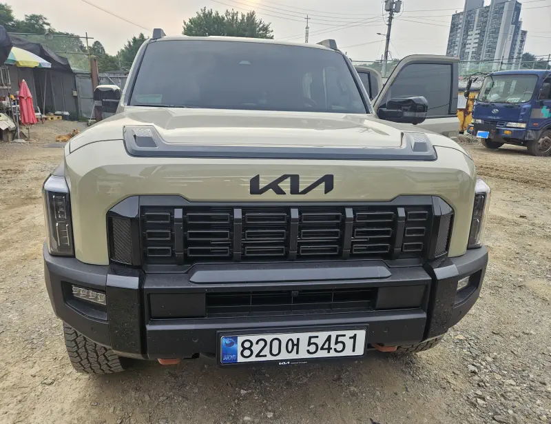 Kia Tasman