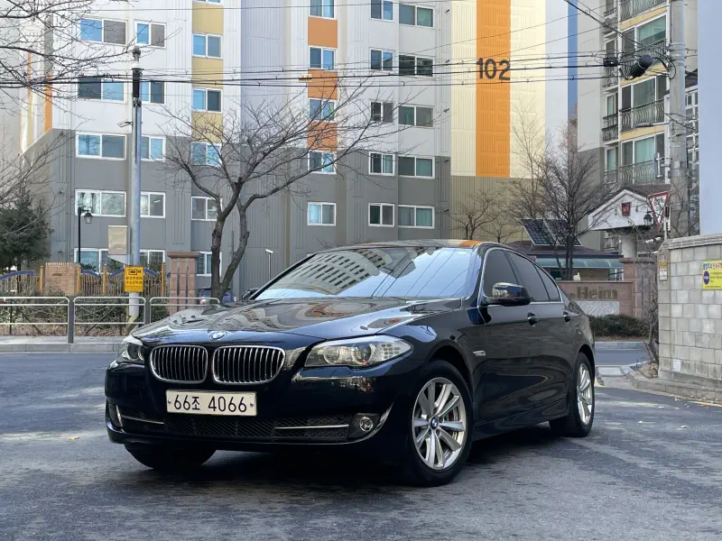 BMW 5-Series