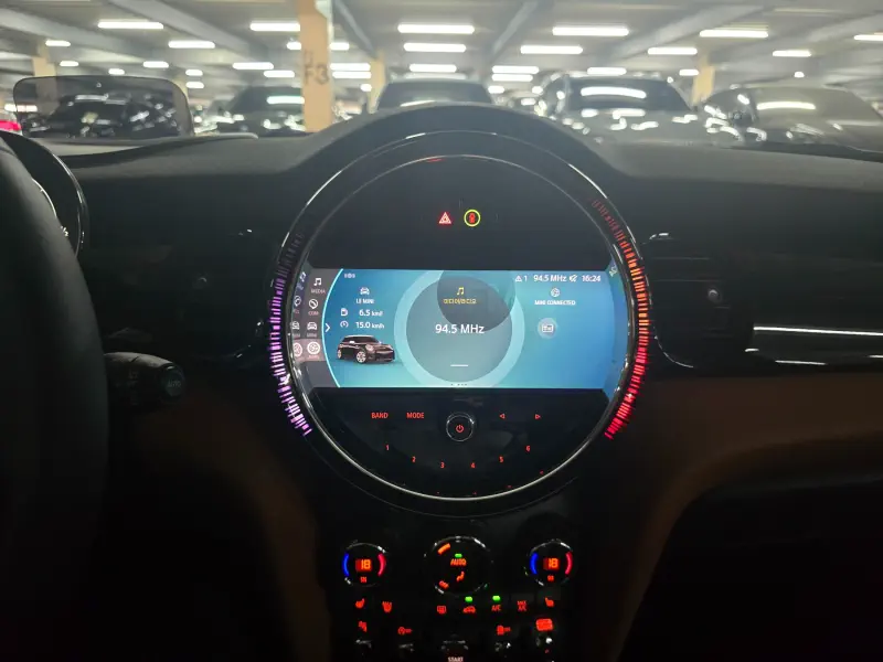 MINI Hatch