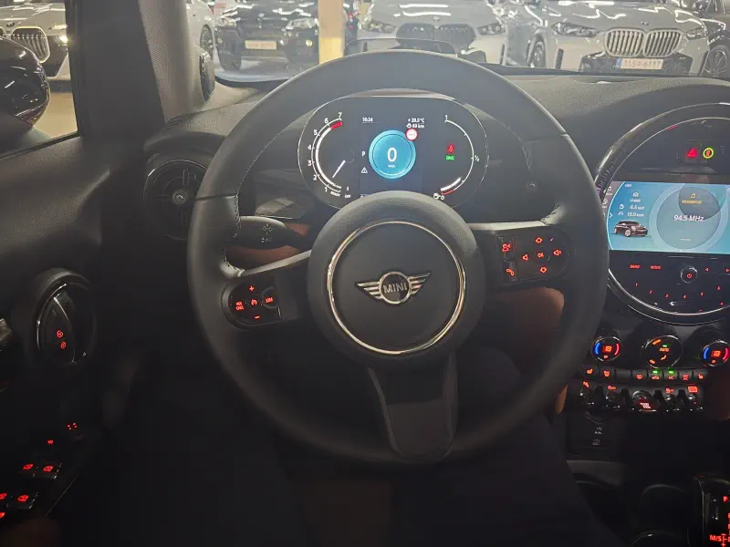 MINI Hatch
