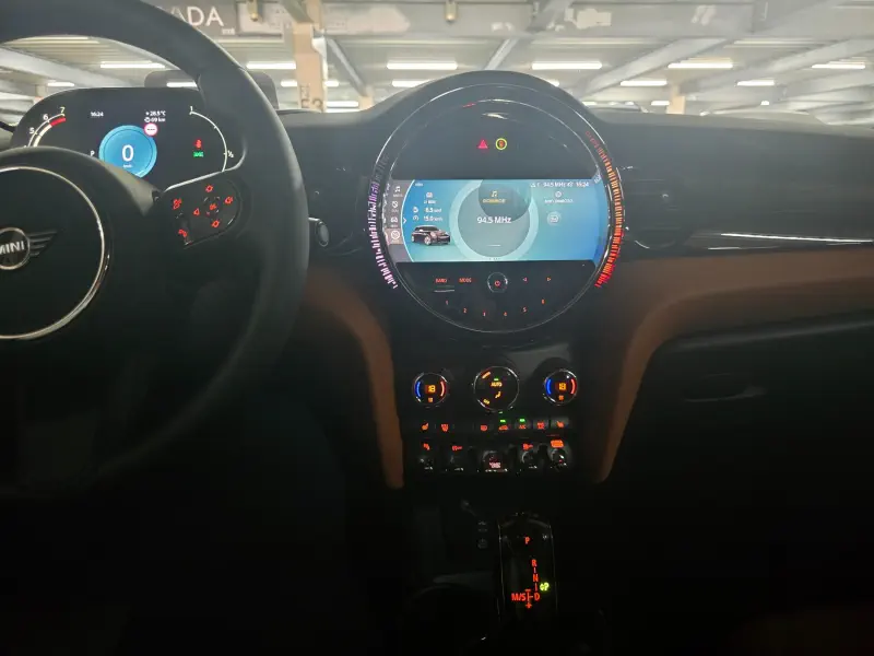 MINI Hatch