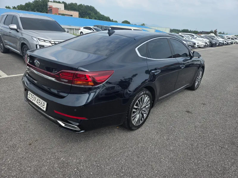 Kia K7