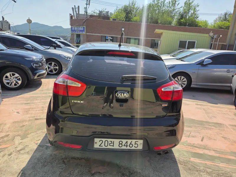 Kia pride