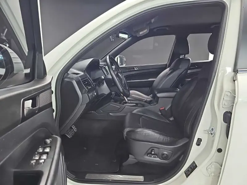 SsangYong Rexton Sports Khan