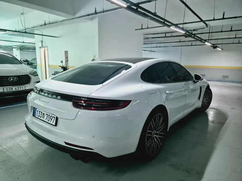 Porsche Panamera