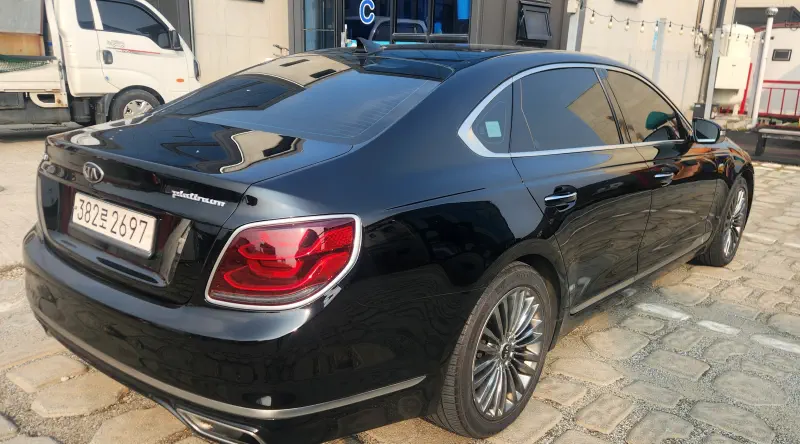Kia K9