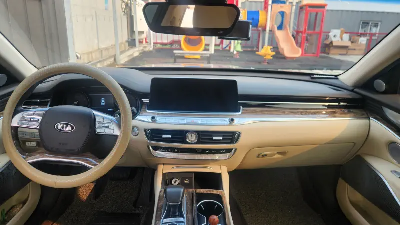 Kia K9