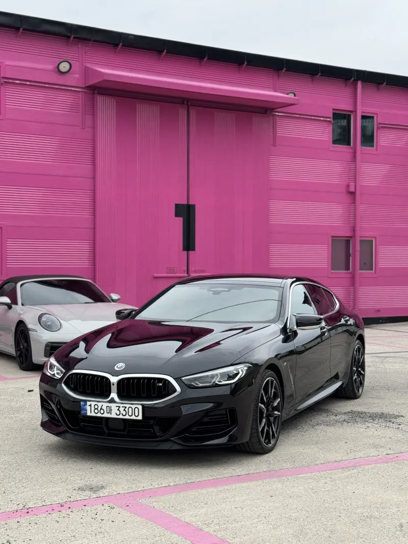 BMW 8-Series