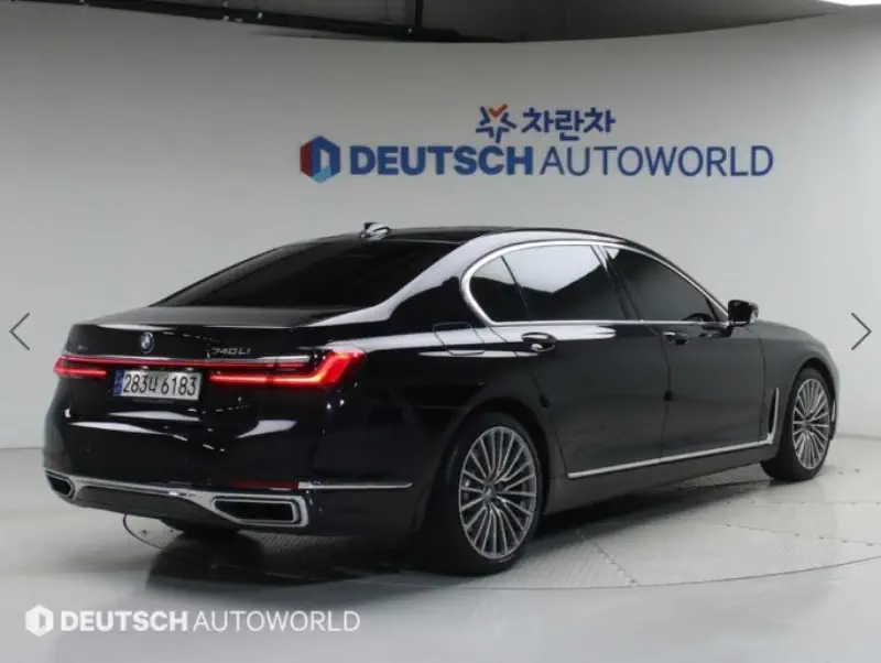 BMW 7-Series