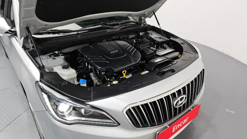 Hyundai Aslan