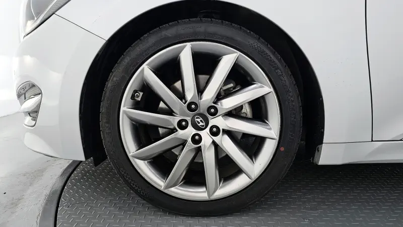 Hyundai Aslan