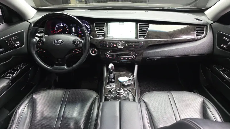 Kia K9