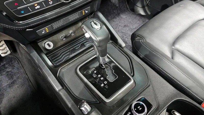SsangYong Rexton Sports