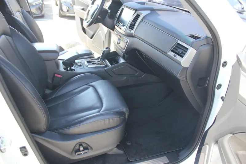 SsangYong Rexton Sports