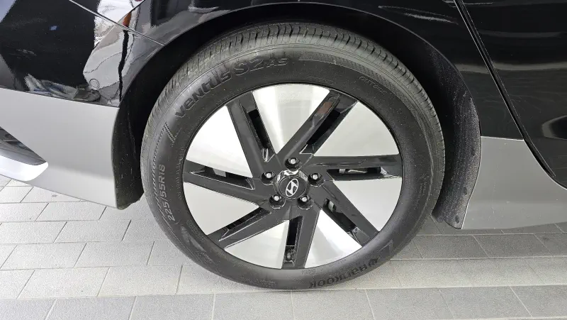 Hyundai Ioniq 6