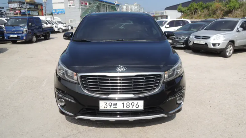 Kia Carnival
