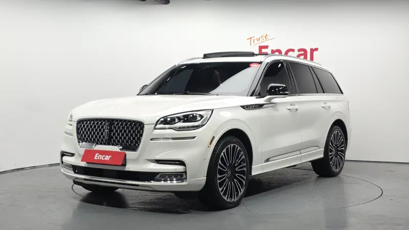 Lincoln Aviator