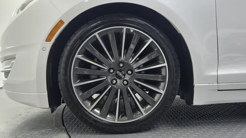 Lincoln Mkz