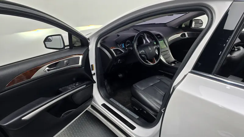 Lincoln Mkz