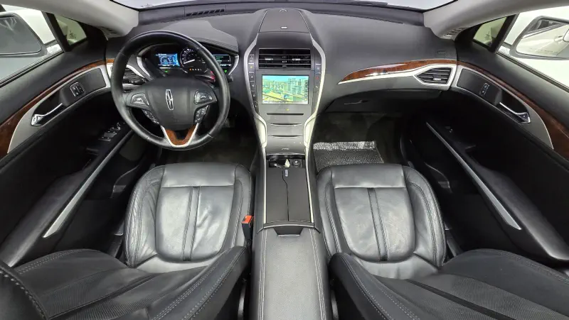 Lincoln Mkz
