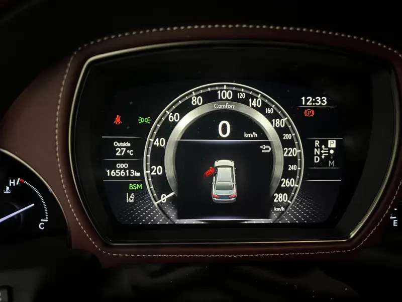 Lexus LS