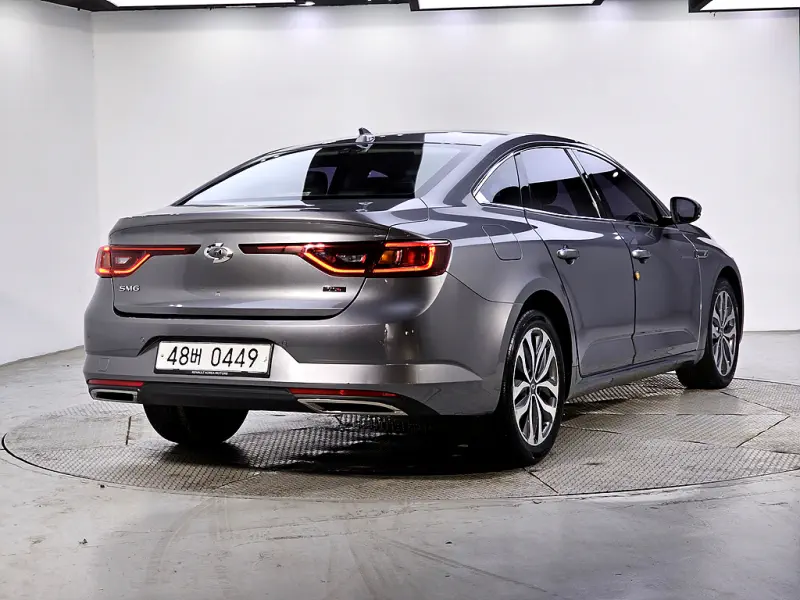Renault Samsung SM6