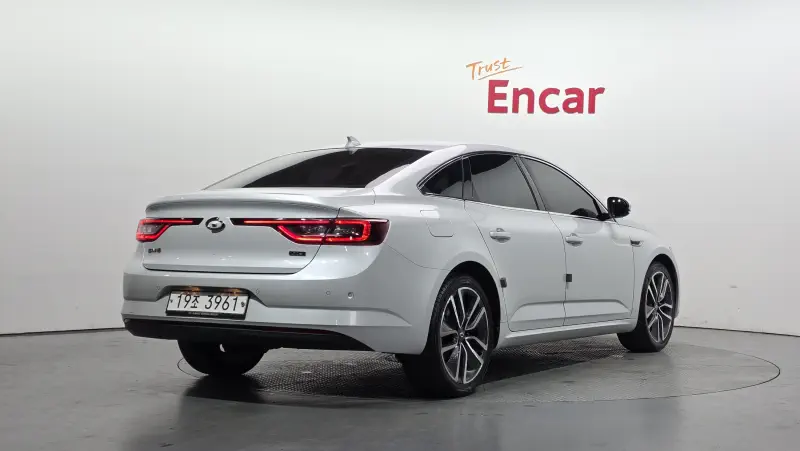 Renault Samsung SM6