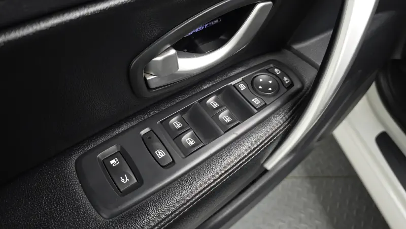 Renault Samsung SM5