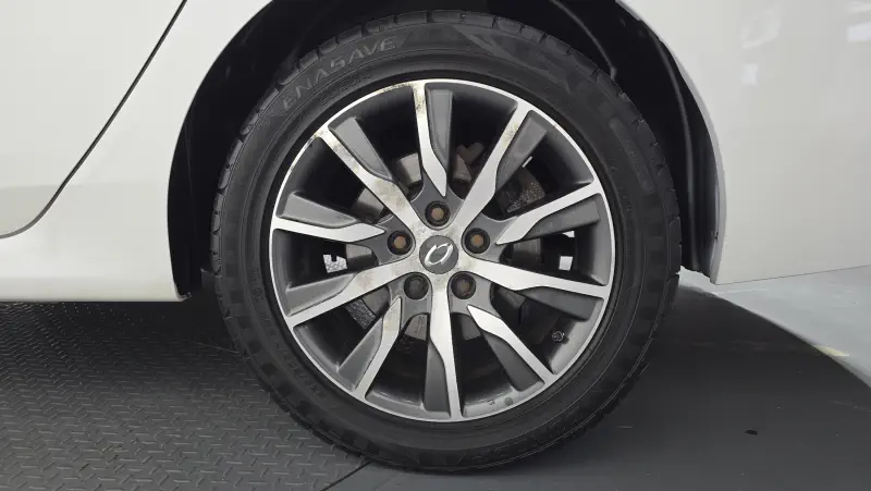 Renault Samsung SM5