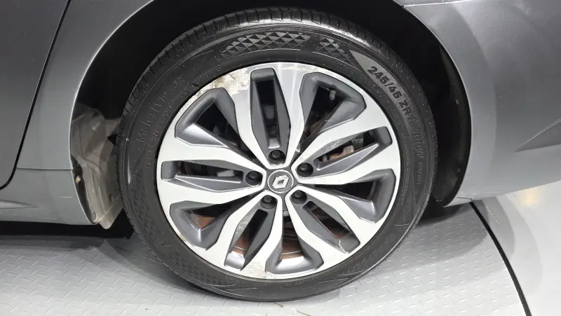 Renault Samsung SM6