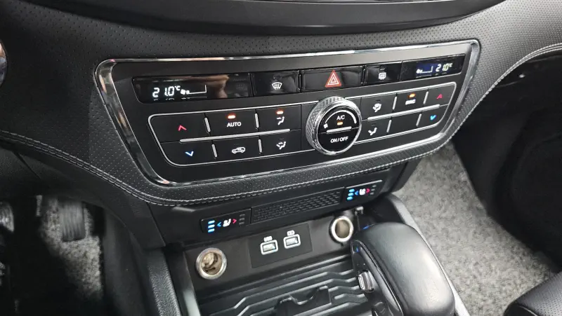 SsangYong Rexton Sports