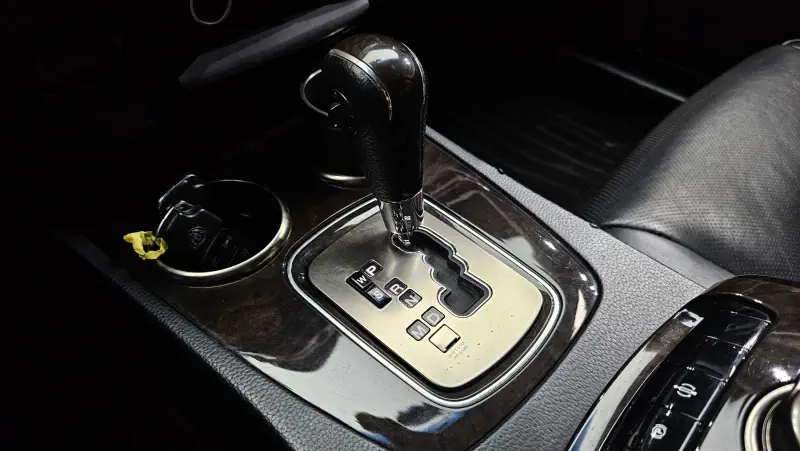 SsangYong Chairman W