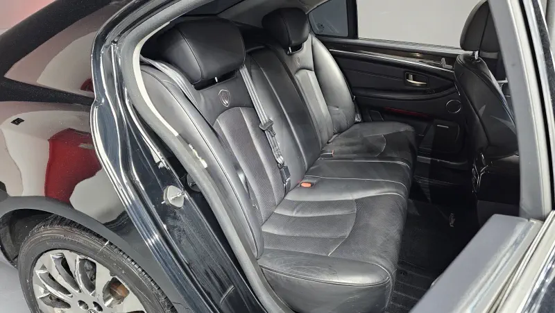 SsangYong Chairman W